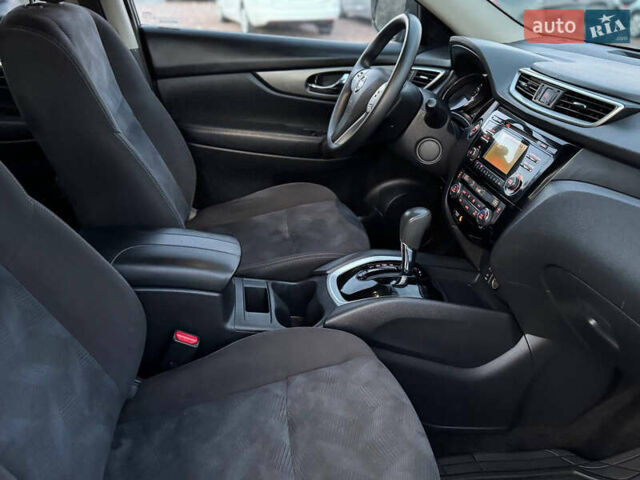 Чорний Ніссан Rogue, об'ємом двигуна 2.5 л та пробігом 150 тис. км за 11250 $, фото 47 на Automoto.ua