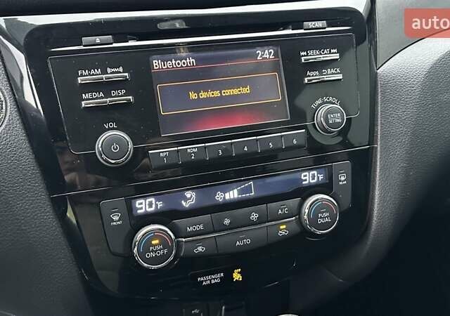 Чорний Ніссан Rogue, об'ємом двигуна 2.49 л та пробігом 178 тис. км за 12999 $, фото 20 на Automoto.ua