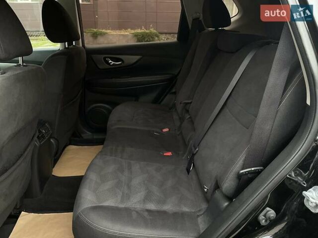Черный Ниссан Rogue, объемом двигателя 2.5 л и пробегом 145 тыс. км за 11900 $, фото 20 на Automoto.ua
