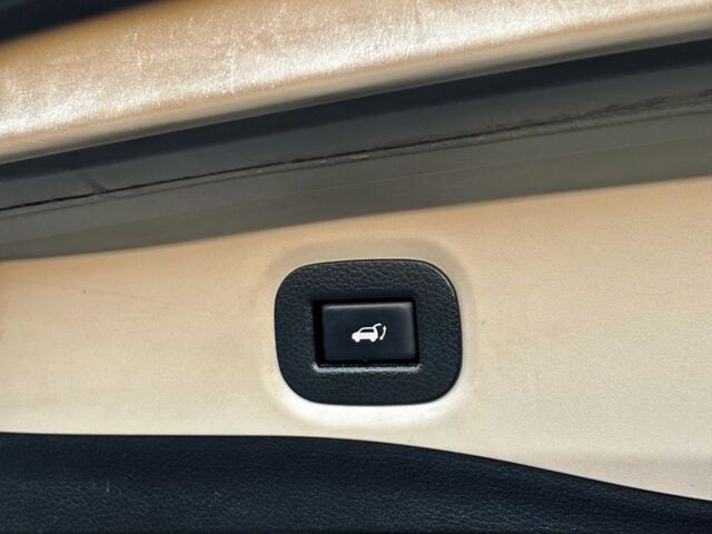 Черный Ниссан Rogue, объемом двигателя 2.4 л и пробегом 120 тыс. км за 14200 $, фото 5 на Automoto.ua