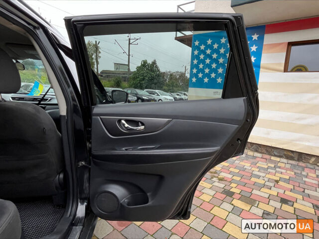 Черный Ниссан Rogue, объемом двигателя 2.5 л и пробегом 191 тыс. км за 13300 $, фото 21 на Automoto.ua