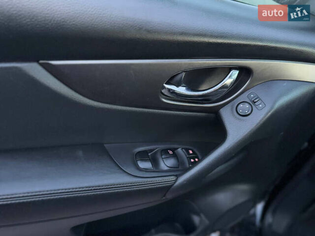 Чорний Ніссан Rogue, об'ємом двигуна 2.5 л та пробігом 150 тис. км за 11250 $, фото 35 на Automoto.ua