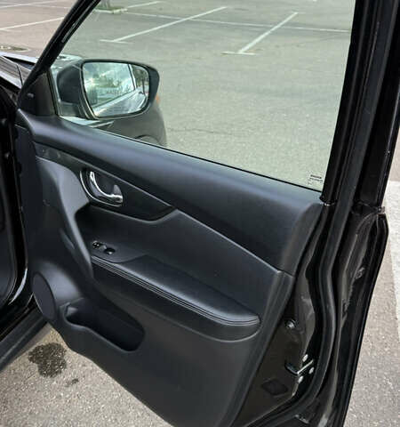 Ніссан Rogue 2015 у Миколаєві на Automoto.ua Чорний Ніссан Rogue, об'ємом двигуна 2.5 л та пробігом 132 тис. км за 14500 $, фото 12 на Automoto.ua