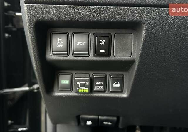 Чорний Ніссан Rogue, об'ємом двигуна 2.49 л та пробігом 178 тис. км за 12999 $, фото 19 на Automoto.ua