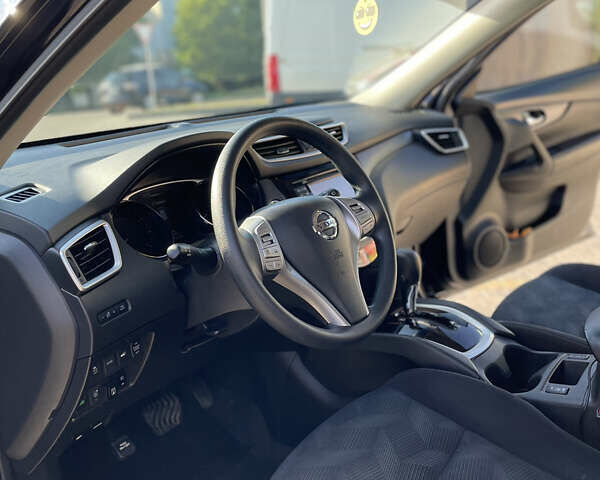 Черный Ниссан Rogue, объемом двигателя 2.49 л и пробегом 211 тыс. км за 12800 $, фото 46 на Automoto.ua