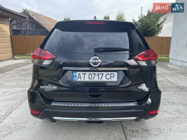 Черный Ниссан Rogue, объемом двигателя 2.49 л и пробегом 165 тыс. км за 14000 $, фото 5 на Automoto.ua