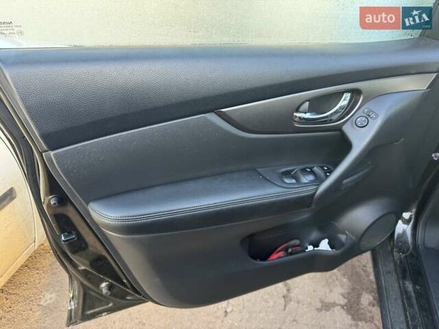 Чорний Ніссан Rogue, об'ємом двигуна 2.5 л та пробігом 201 тис. км за 12800 $, фото 7 на Automoto.ua