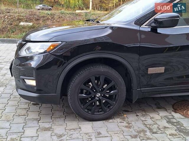 Черный Ниссан Rogue, объемом двигателя 2.49 л и пробегом 251 тыс. км за 12350 $, фото 21 на Automoto.ua