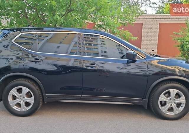 Чорний Ніссан Rogue, об'ємом двигуна 2.49 л та пробігом 200 тис. км за 11999 $, фото 5 на Automoto.ua