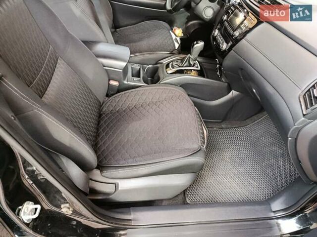 Черный Ниссан Rogue, объемом двигателя 2.49 л и пробегом 187 тыс. км за 11999 $, фото 11 на Automoto.ua