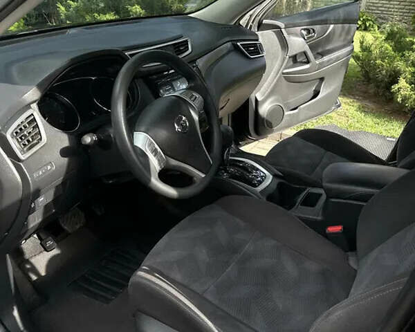 Черный Ниссан Rogue, объемом двигателя 2.5 л и пробегом 115 тыс. км за 10100 $, фото 5 на Automoto.ua