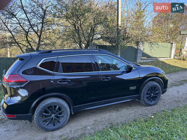 Черный Ниссан Rogue, объемом двигателя 2.49 л и пробегом 173 тыс. км за 13800 $, фото 7 на Automoto.ua