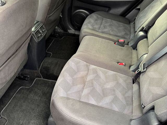 Чорний Ніссан Rogue, об'ємом двигуна 2.5 л та пробігом 112 тис. км за 12400 $, фото 10 на Automoto.ua