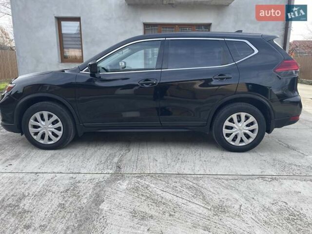 Черный Ниссан Rogue, объемом двигателя 2.49 л и пробегом 165 тыс. км за 14000 $, фото 7 на Automoto.ua