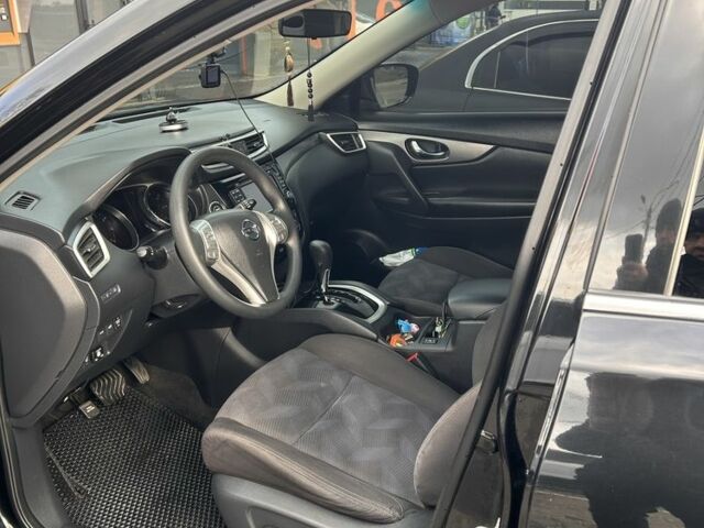 Черный Ниссан Rogue, объемом двигателя 2.5 л и пробегом 160 тыс. км за 14500 $, фото 6 на Automoto.ua