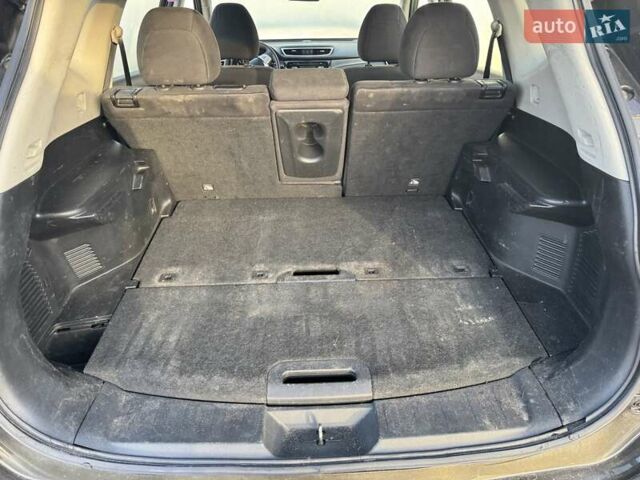 Чорний Ніссан Rogue, об'ємом двигуна 2.5 л та пробігом 201 тис. км за 12800 $, фото 16 на Automoto.ua