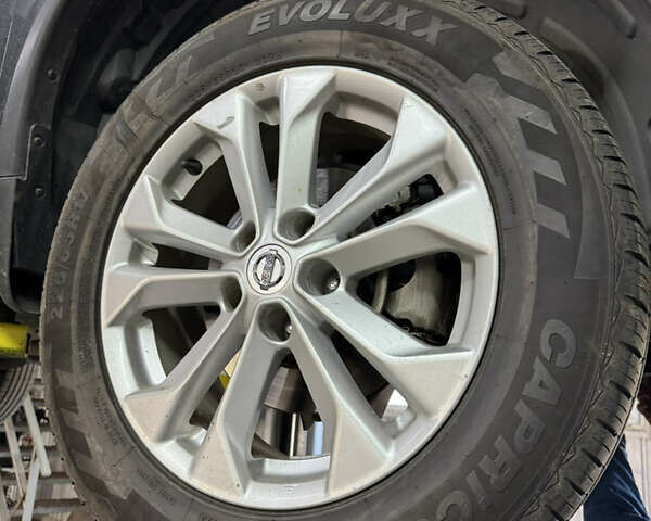 Чорний Ніссан Rogue, об'ємом двигуна 2.5 л та пробігом 112 тис. км за 11700 $, фото 30 на Automoto.ua