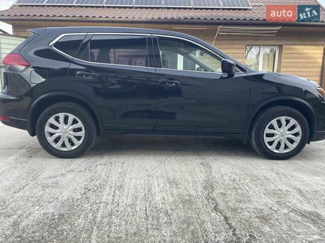 Черный Ниссан Rogue, объемом двигателя 2.49 л и пробегом 165 тыс. км за 14000 $, фото 8 на Automoto.ua
