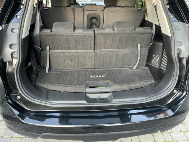 Черный Ниссан Rogue, объемом двигателя 2.5 л и пробегом 208 тыс. км за 13400 $, фото 11 на Automoto.ua