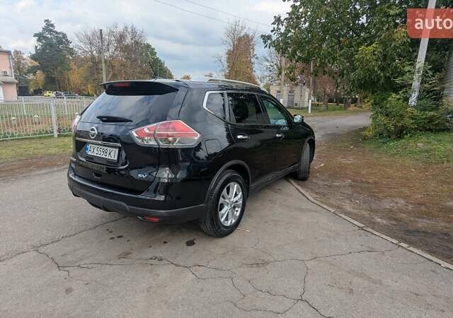 Черный Ниссан Rogue, объемом двигателя 2.49 л и пробегом 143 тыс. км за 15000 $, фото 3 на Automoto.ua