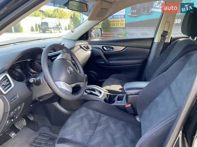 Черный Ниссан Rogue, объемом двигателя 2.49 л и пробегом 211 тыс. км за 12800 $, фото 17 на Automoto.ua