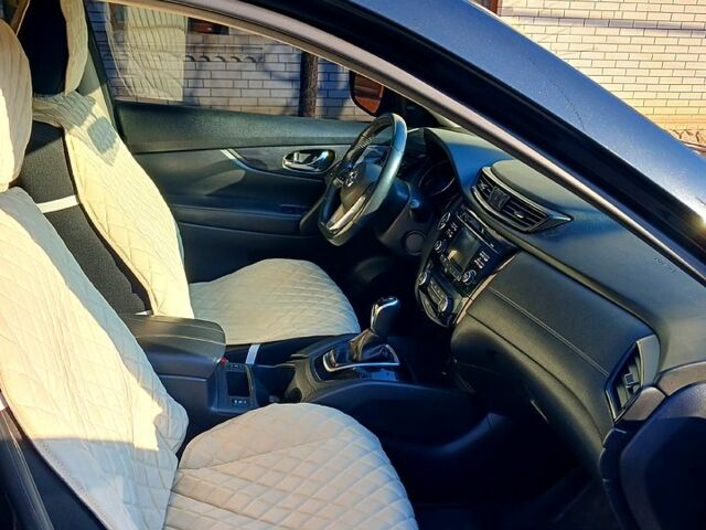 Черный Ниссан Rogue, объемом двигателя 2.5 л и пробегом 104 тыс. км за 15500 $, фото 7 на Automoto.ua