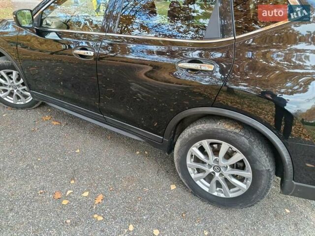 Черный Ниссан Rogue, объемом двигателя 2.49 л и пробегом 187 тыс. км за 11999 $, фото 27 на Automoto.ua