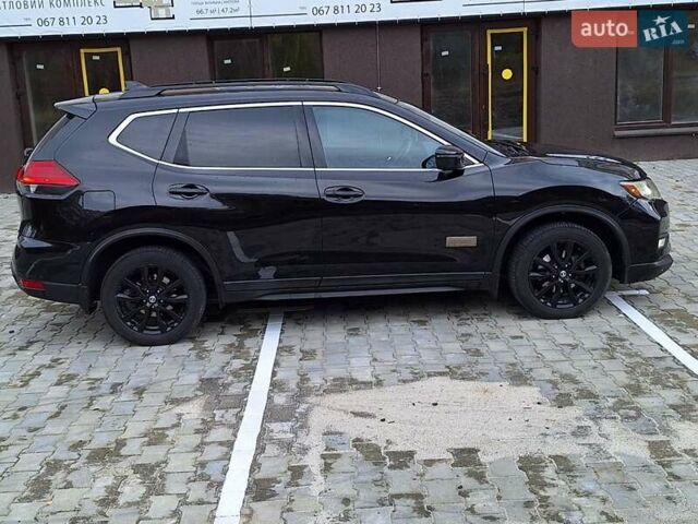 Черный Ниссан Rogue, объемом двигателя 2.49 л и пробегом 251 тыс. км за 12350 $, фото 22 на Automoto.ua