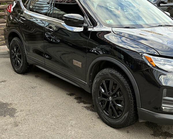 Черный Ниссан Rogue, объемом двигателя 2.49 л и пробегом 118 тыс. км за 16500 $, фото 1 на Automoto.ua