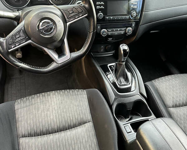 Чорний Ніссан Rogue, об'ємом двигуна 2.49 л та пробігом 102 тис. км за 14200 $, фото 7 на Automoto.ua