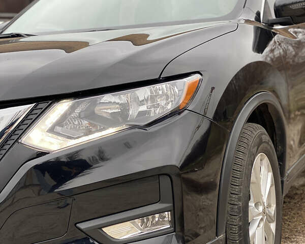 Черный Ниссан Rogue, объемом двигателя 2.49 л и пробегом 211 тыс. км за 12800 $, фото 19 на Automoto.ua