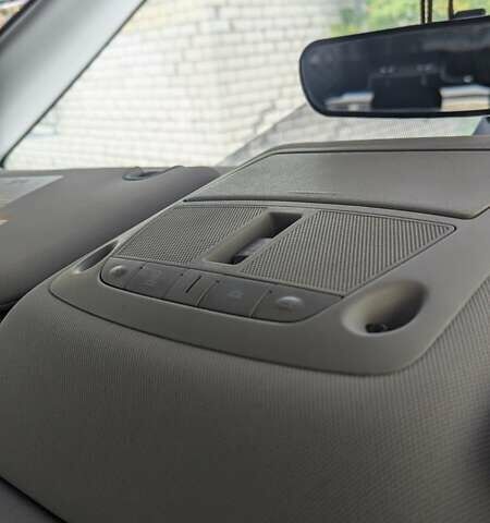 Черный Ниссан Rogue, объемом двигателя 2.49 л и пробегом 143 тыс. км за 15000 $, фото 12 на Automoto.ua