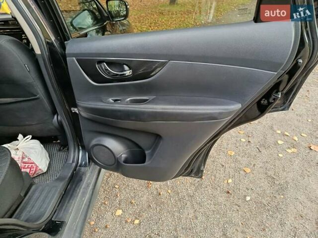 Черный Ниссан Rogue, объемом двигателя 2.49 л и пробегом 187 тыс. км за 11999 $, фото 18 на Automoto.ua