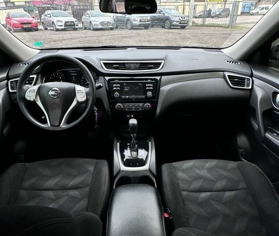 Чорний Ніссан Rogue, об'ємом двигуна 2.5 л та пробігом 165 тис. км за 10900 $, фото 3 на Automoto.ua