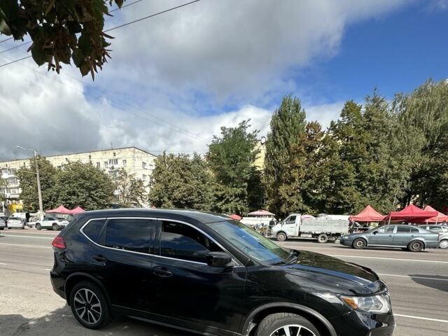 Черный Ниссан Rogue, объемом двигателя 2.5 л и пробегом 130 тыс. км за 13400 $, фото 3 на Automoto.ua