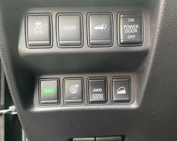 Чорний Ніссан Rogue, об'ємом двигуна 2.49 л та пробігом 146 тис. км за 14700 $, фото 7 на Automoto.ua