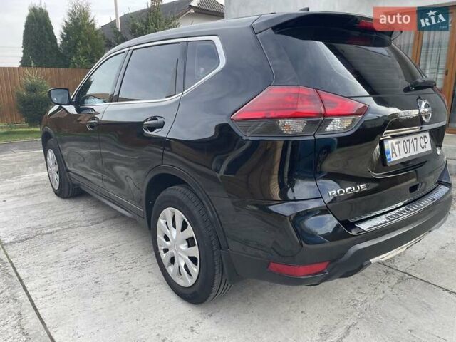 Черный Ниссан Rogue, объемом двигателя 2.49 л и пробегом 165 тыс. км за 14000 $, фото 11 на Automoto.ua