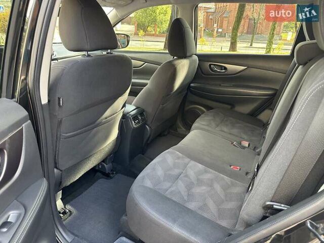 Черный Ниссан Rogue, объемом двигателя 2.5 л и пробегом 96 тыс. км за 12900 $, фото 11 на Automoto.ua