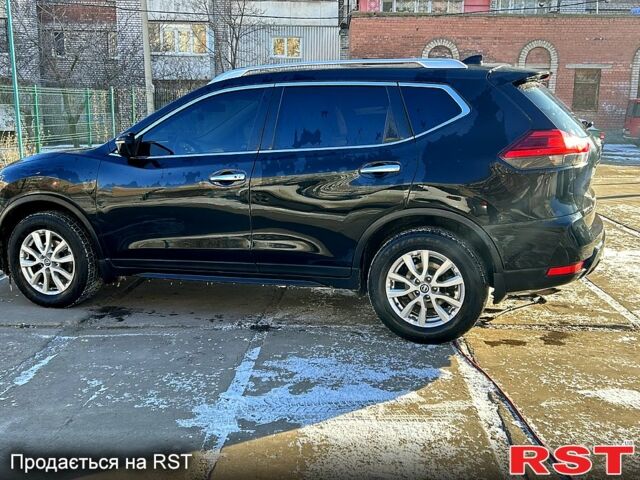 Черный Ниссан Rogue, объемом двигателя 2.5 л и пробегом 147 тыс. км за 12700 $, фото 6 на Automoto.ua