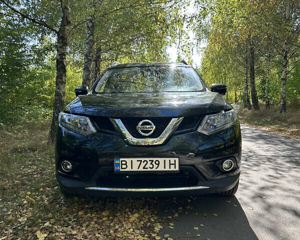 Черный Ниссан Rogue, объемом двигателя 2.49 л и пробегом 138 тыс. км за 15600 $, фото 2 на Automoto.ua