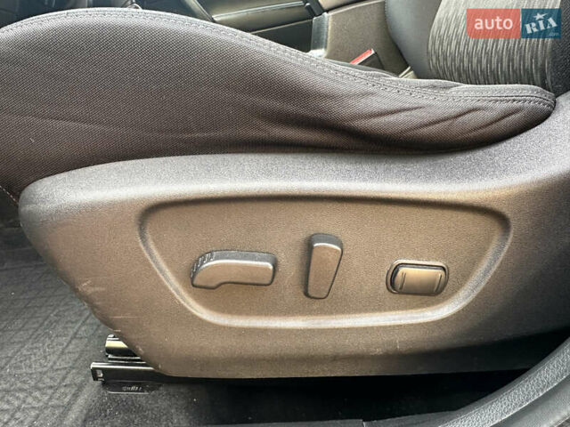 Чорний Ніссан Rogue, об'ємом двигуна 2.49 л та пробігом 102 тис. км за 14200 $, фото 8 на Automoto.ua