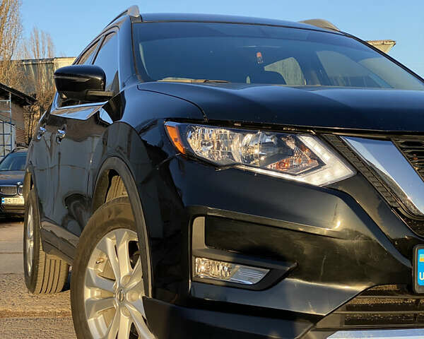 Черный Ниссан Rogue, объемом двигателя 2.49 л и пробегом 211 тыс. км за 12800 $, фото 35 на Automoto.ua