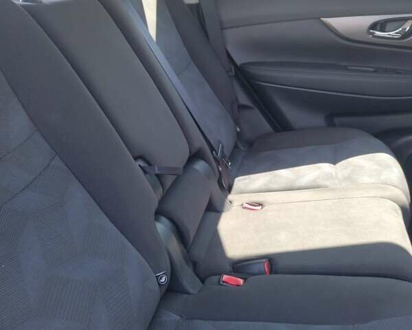 Ніссан Rogue 2016 у Львові на Automoto.ua Чорний Ніссан Rogue, об'ємом двигуна 2.5 л та пробігом 230 тис. км за 10700 $, фото 13 на Automoto.ua