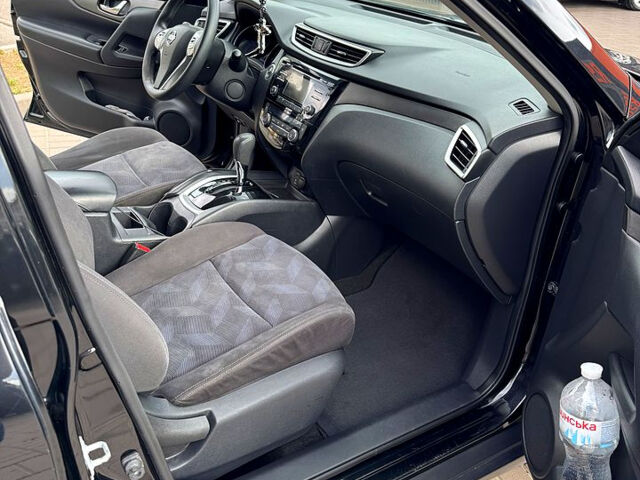 Чорний Ніссан Rogue, об'ємом двигуна 2.5 л та пробігом 112 тис. км за 12400 $, фото 8 на Automoto.ua