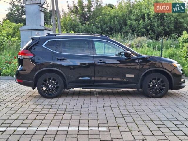 Чорний Ніссан Rogue, об'ємом двигуна 2.49 л та пробігом 250 тис. км за 12600 $, фото 1 на Automoto.ua