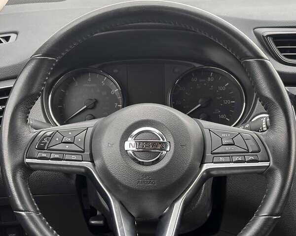 Ниссан Rogue 2017 в Львове на Automoto.ua Черный Ниссан Rogue, объемом двигателя 2.49 л и пробегом 249 тыс. км за 12900 $, фото 17 на Automoto.ua