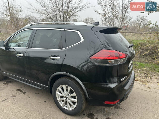 Черный Ниссан Rogue, объемом двигателя 2.49 л и пробегом 148 тыс. км за 14000 $, фото 26 на Automoto.ua
