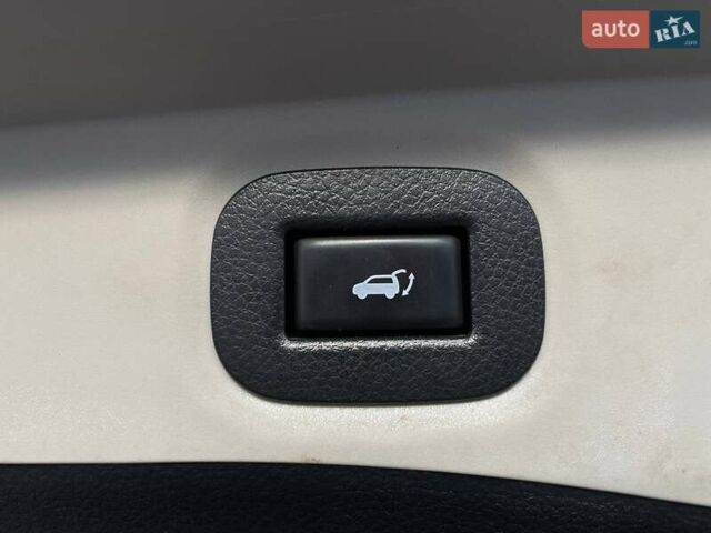 Черный Ниссан Rogue, объемом двигателя 2.49 л и пробегом 146 тыс. км за 13490 $, фото 39 на Automoto.ua