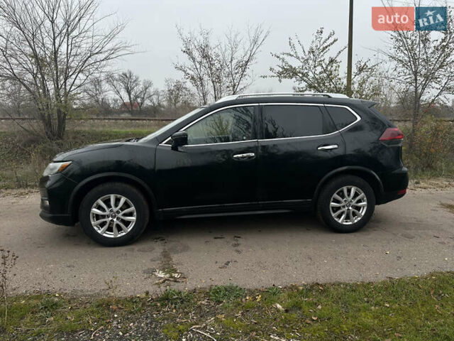 Черный Ниссан Rogue, объемом двигателя 2.49 л и пробегом 148 тыс. км за 14000 $, фото 40 на Automoto.ua