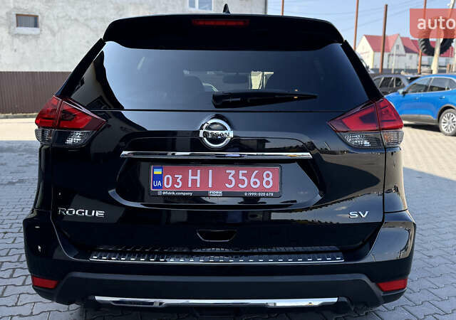 Черный Ниссан Rogue, объемом двигателя 2.5 л и пробегом 227 тыс. км за 12700 $, фото 4 на Automoto.ua